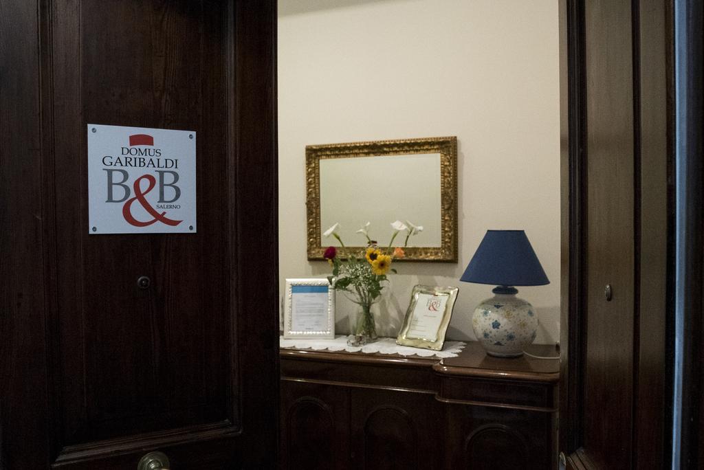 Domus Garibaldi Bed & Breakfast *